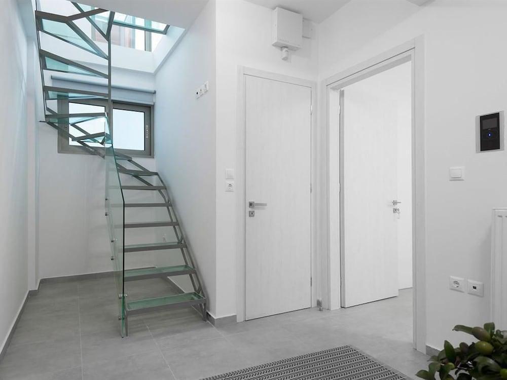Petal Apartments Athens Ngoại thất bức ảnh