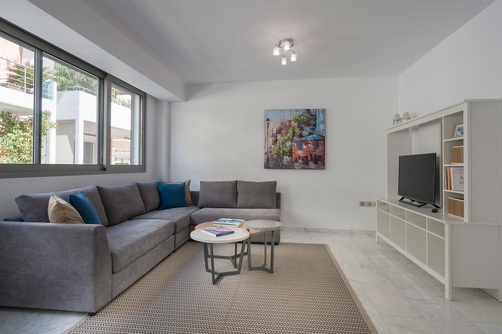 Petal Apartments Athens Ngoại thất bức ảnh