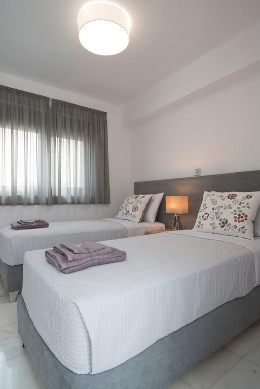 Petal Apartments Athens Ngoại thất bức ảnh